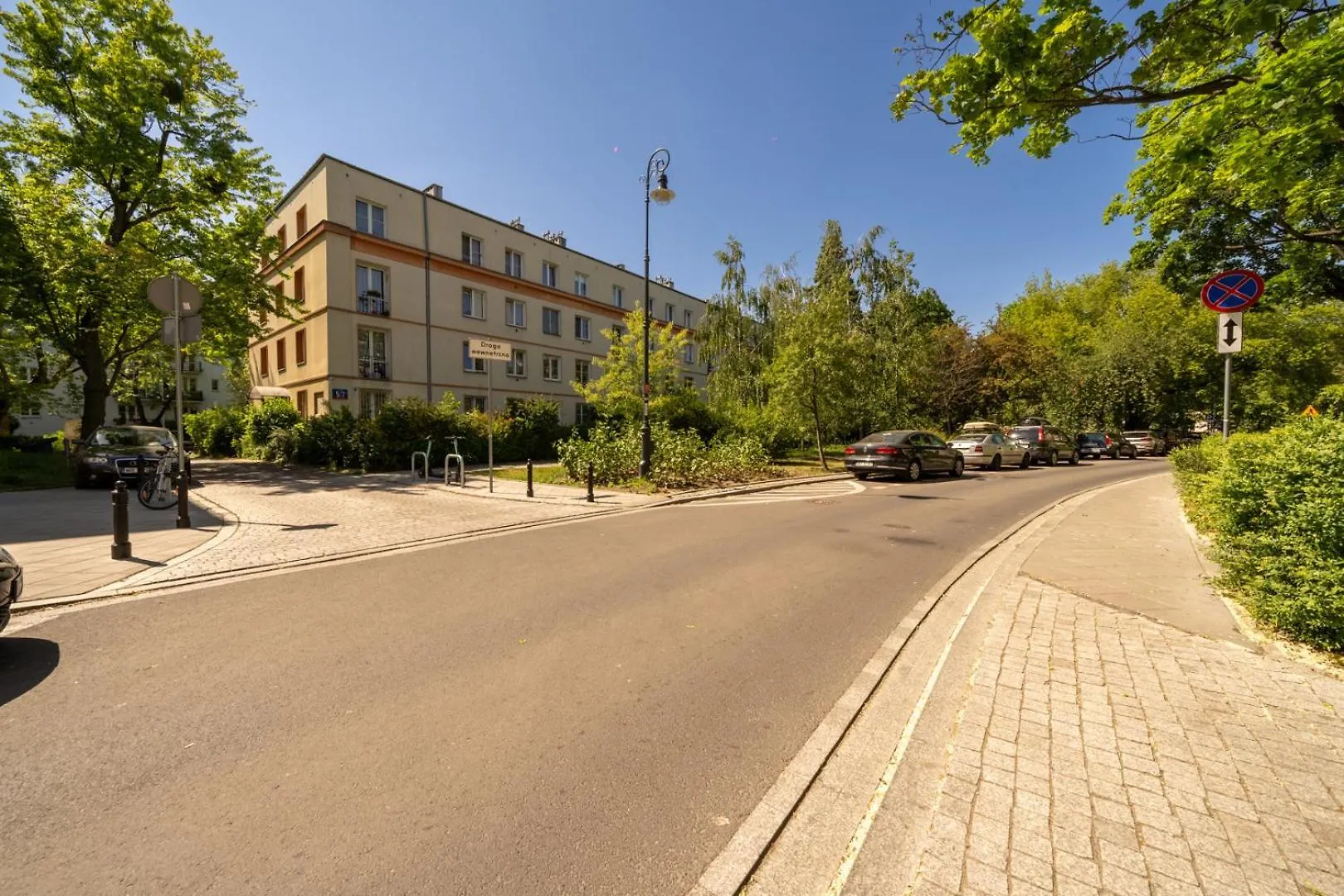 Apartment Warsaw Studio - Parks & Metro Nearby - By Rentujemy